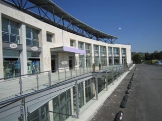 Ufficio in Vendita a Poggibonsi, zona Periferia, 220'000€, 85 m²