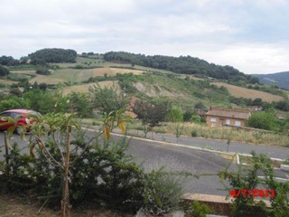 Trilocale in Vendita a Casole d'Elsa, zona Cavallano, 160'000€, 110 m², con Box