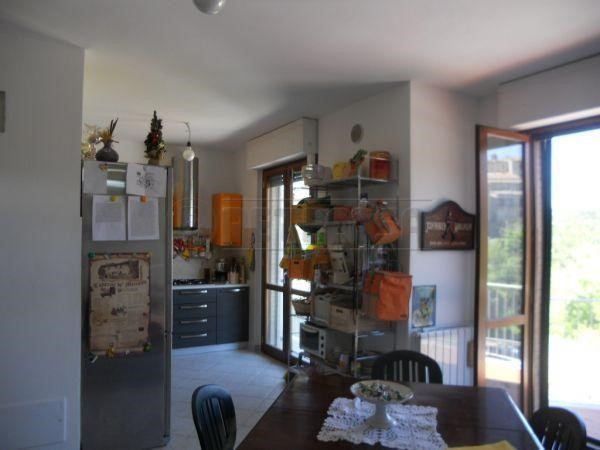 Quadrilocale in Vendita a Monticiano, zona San Lorenzo a Merse, 210'000€, 98 m², con Box