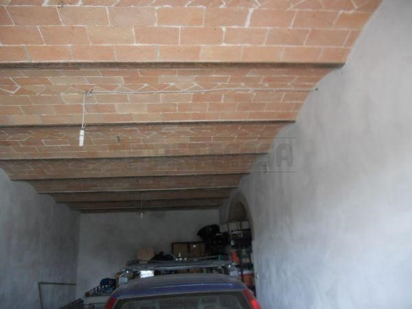Quadrilocale in Vendita a Murlo, zona Casciano di Murlo, 150'000€, 55 m², con Box