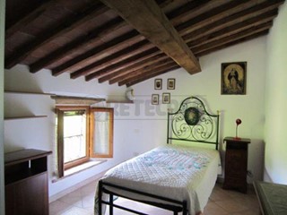 Casa Semi Indipendente in Affitto a Sovicille, zona Rosia, 400€, 40 m²