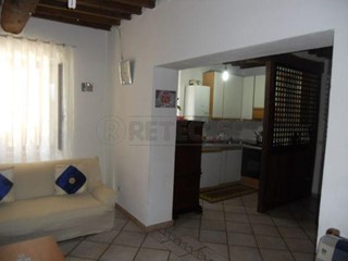 Trilocale in Vendita a Monticiano, zona Centro, 90'000€, 85 m², con Box