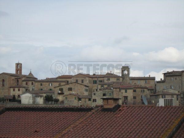 Quadrilocale in Vendita a Sovicille, zona Centro, 250'000€, 123 m², con Box