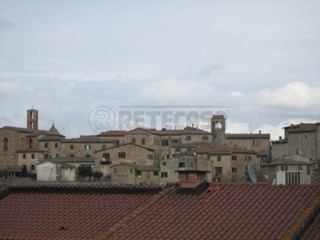 Quadrilocale in Vendita a Sovicille, zona Centro, 250'000€, 123 m², con Box