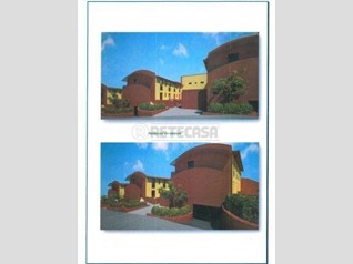 Bilocale in Vendita a Casole d'Elsa, zona Cavallano, 170'000€, 65 m², con Box