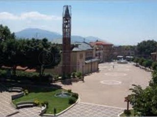 Quadrilocale in Vendita a Velletri, zona non richiesta, 160'000€, 140 m², arredato