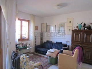 Quadrilocale in Vendita a Sovicille, zona San Rocco a Pilli, 295'000€, 105 m², con Box