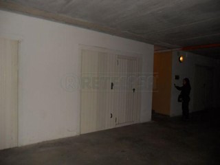 Trilocale in Vendita a Casole d'Elsa, zona Cavallano, 160'000€, 75 m², con Box