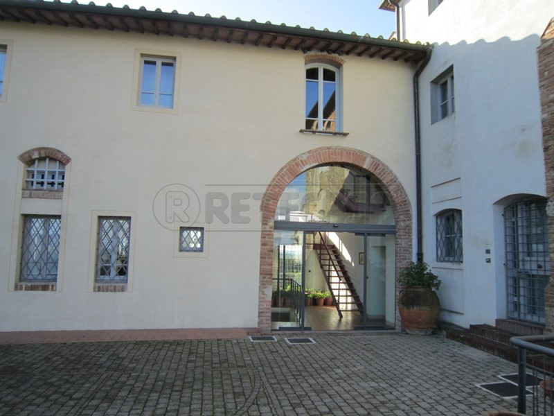 Rustico in Vendita a San Gimignano, zona Casaglia, 1300 m², arredato