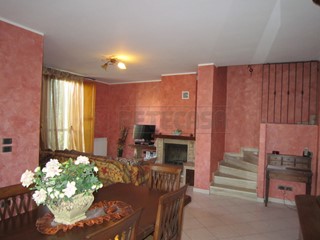 Villetta a schiera in Vendita a Montepulciano, 299'000€, 167 m², arredato, con Box