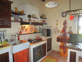 Rustico in Vendita a Monteroni d'Arbia, zona Periferia, 215'000€, 95 m²