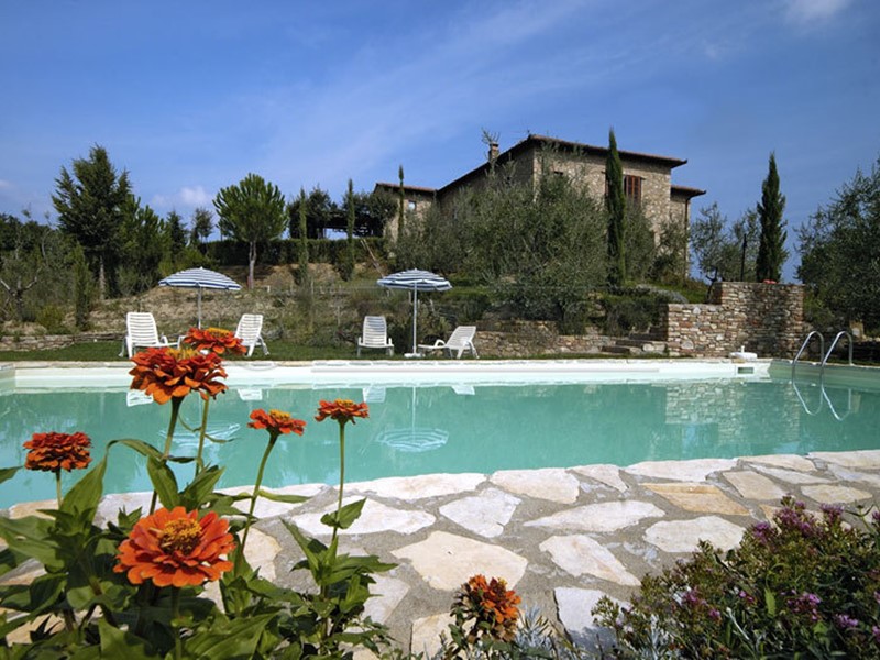 Villa in Vendita a San Gimignano, zona Periferia, 680 m², arredato