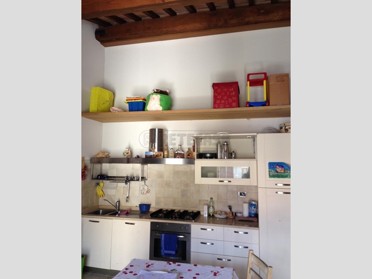 Bilocale in Vendita a Castelnuovo Berardenga, zona Centro, 132'000€, 48 m², con Box