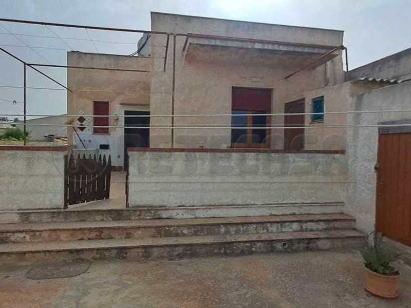 Casa Indipendente in Vendita a Petrosino, 135'000&euro;, 100 m²