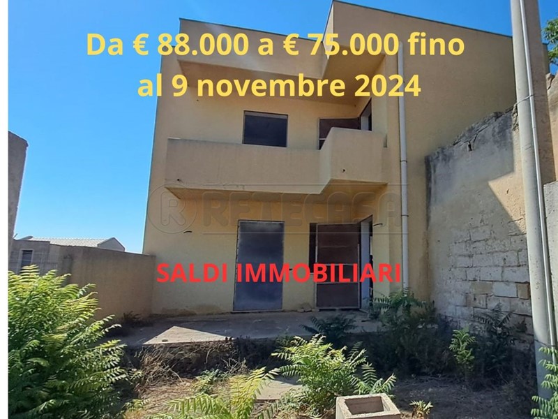 Casa Indipendente in Vendita a Petrosino, 75'000&euro;, 136 m²