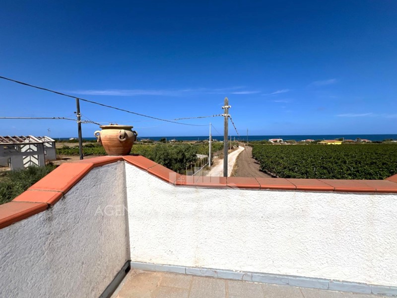 Casa Indipendente in Vendita a Sorso, 270'000€, 176 m², arredato