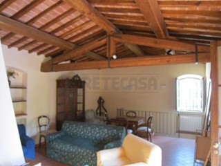 Rustico in Vendita a Castelnuovo Berardenga, zona Ponte a Bozzone, 750'000€, 252 m²