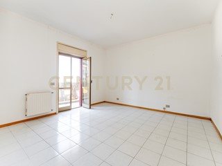 Trilocale in Vendita a Lentini, 89'000€, 102 m², con Box