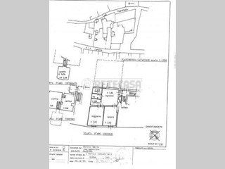 Quadrilocale in Vendita a Siena, zona Camollia, 440'000€, 93 m²
