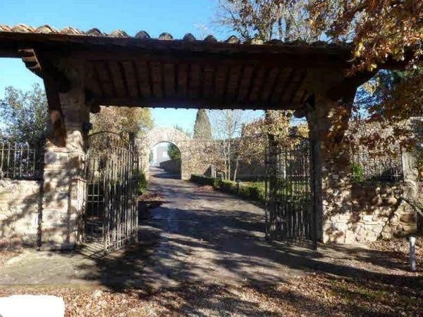 Villa in Vendita a Monticiano, zona Periferia, 1'500'000€, 630 m², con Box
