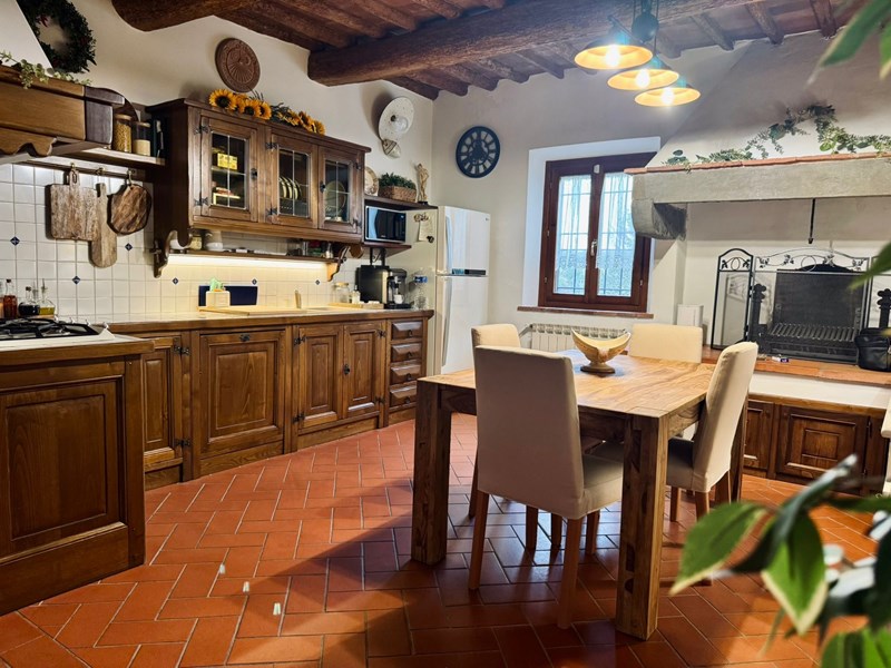 Casa Semi Indipendente in Vendita a Carmignano, zona Poggio alla malva , 225'000€, 100 m²
