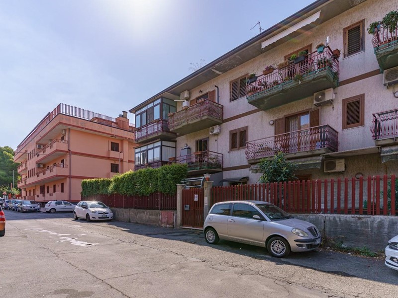 Bilocale in Vendita a Mascalucia, 98'000€, 57 m², arredato
