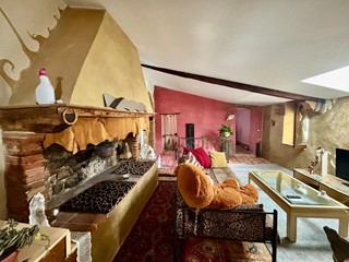 Casa Indipendente in Vendita a Casciana Terme Lari, zona Ceppato, 95'000€, 90 m²