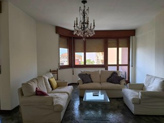 Appartamento in Vendita a Pisa, 230'000€, 130 m²