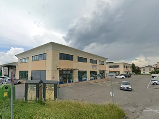 Immobile commerciale in Vendita a Torricella Verzate, 44'298€, 576 m²