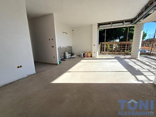 Appartamento in Vendita a Empoli, 530'000&euro;, 100 m², con Box
