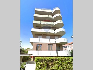 Villa in Vendita a Voghera, 135'000€, 248 m²