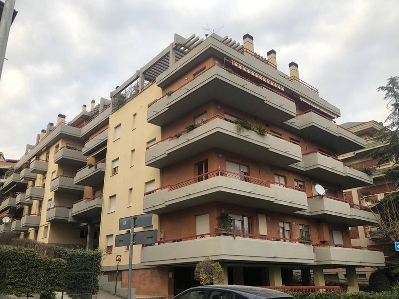 Trilocale in Vendita a Teramo, 50'000€, 70 m²