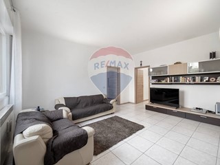 Appartamento in Vendita a Trezzano Rosa, 299'000€, 160 m²