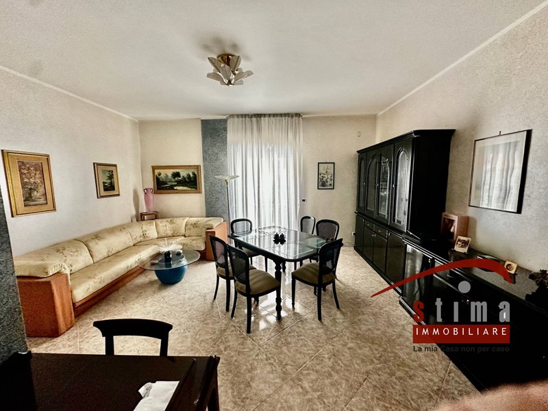 Quadrilocale in Vendita a Siracusa, 105'000&euro;, 100 m²