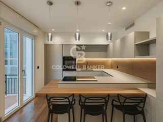 Appartamento in Vendita a Rimini, 690'000€, 235 m²