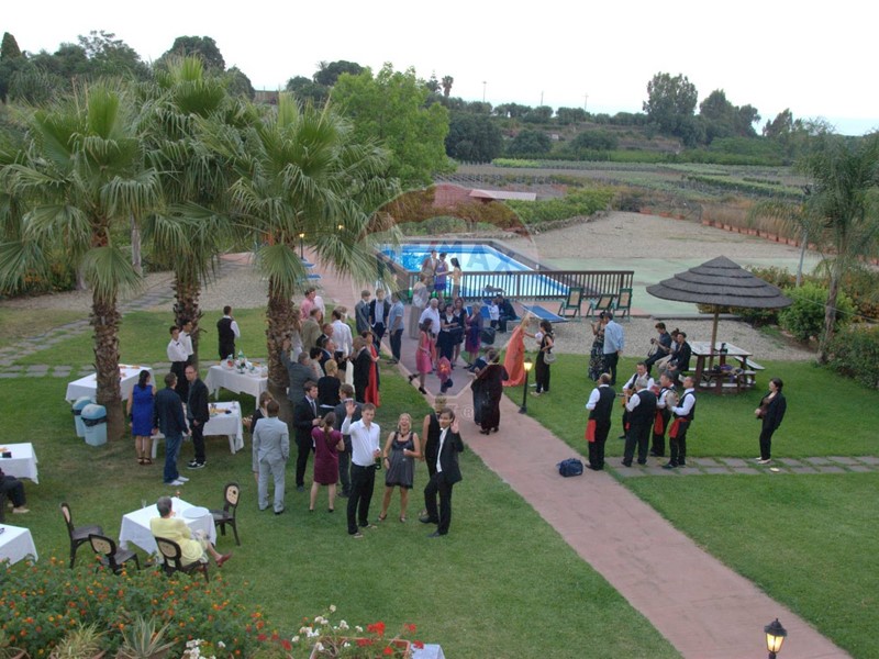 Rustico in Vendita a Riposto, 5000 m², con Box