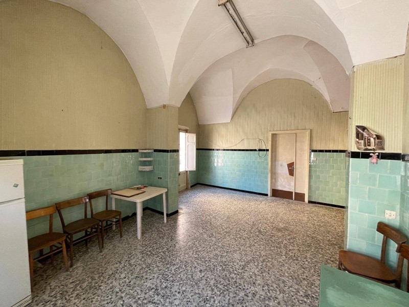 Magazzino in Vendita a Salice Salentino, 27'000€, 21 m²