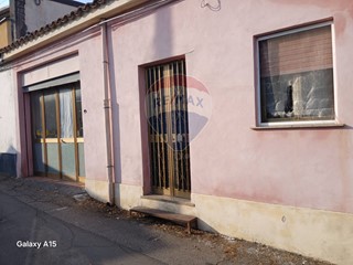 Casa Indipendente in Vendita a Piedimonte Etneo, 39'900€, 90 m²