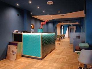 Immobile commerciale in Affitto a Pontedera, 1'600&euro;, 135 m²