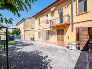 Quadrilocale in Vendita a Dosolo, 78'000&euro;, 170 m²