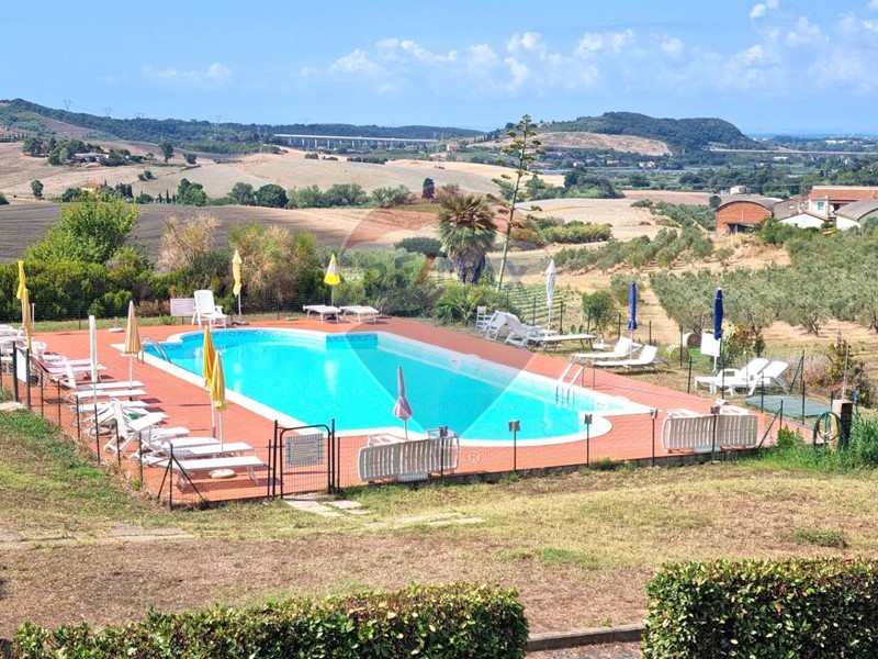 Bilocale in Vendita a Castellina Marittima, 119'970€, 55 m²