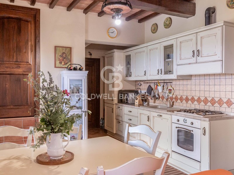 Quadrilocale in Vendita a Città della Pieve, 180'000€, 120 m²