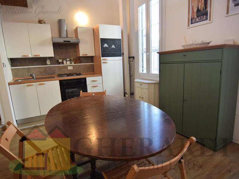 Trilocale in Vendita a Ferrara, 142'000&euro;, 60 m²