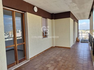 Appartamento in Vendita a Galatina, 110'000&euro;, 149 m²