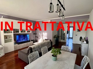 Bilocale in Vendita a Gallarate, 157'000€, 90 m²
