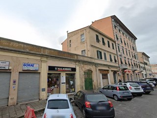 Appartamento in Vendita a Livorno, 135'000€, 146 m²