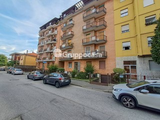 Trilocale in Vendita a Magenta, 119'000€, 88 m²