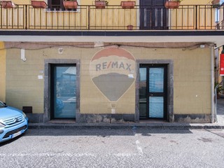 Negozio in Vendita a Maletto, 55'000€, 26 m²