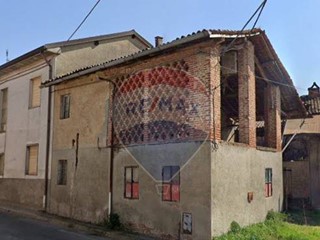 Rustico in Vendita a Corteolona e Genzone, 25'000€, 82 m²