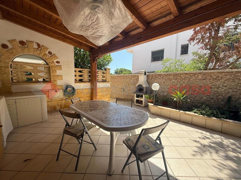 Trilocale in Vendita a Maruggio, 120'000€, 40 m²